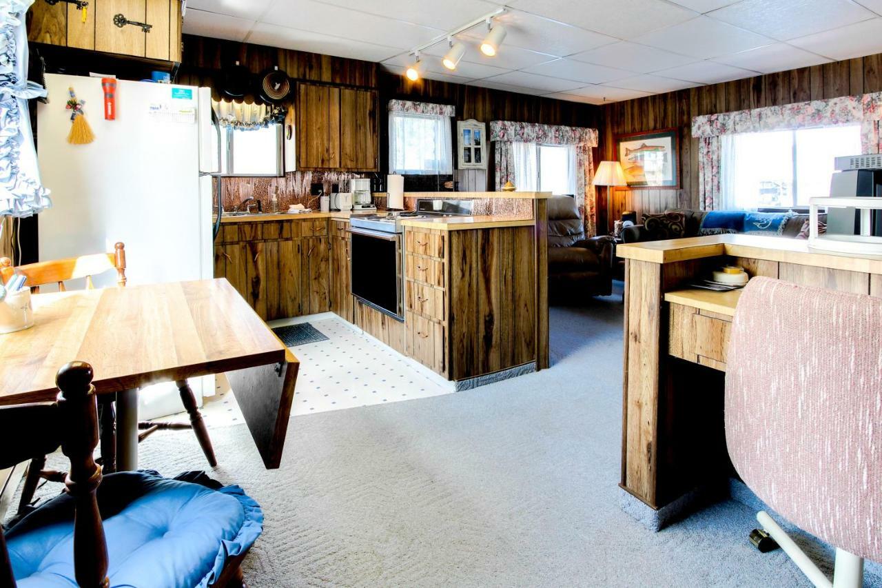 Scenic Bay Float Home Hideaway Athol Dış mekan fotoğraf